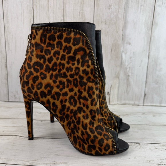 Thalia Sodi Women’s Stiletto Ankle Booties Animal Print Faux Suede Size 6M Lynda - Picture 10 of 14
